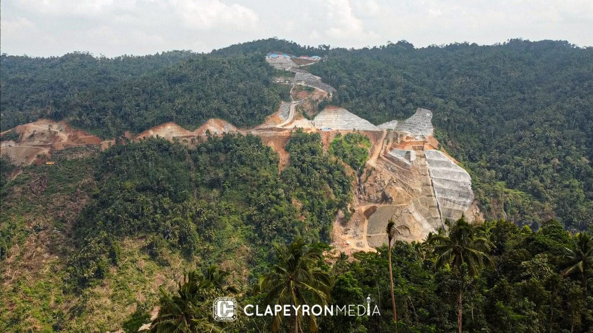 Menilik Cerita di Balik Pembangunan Bendungan Bener – Clapeyron Media